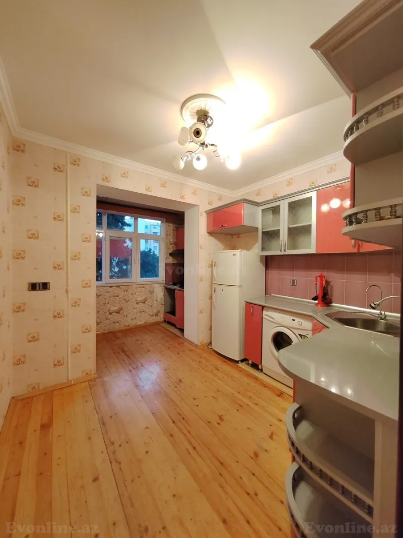 Satılır 4 otaqlı Mənzil Köhnə tikili 100 m² Əhmədli - şəkil 13