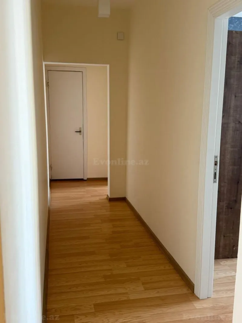 Satılır 4 otaqlı Mənzil Yeni tikili 120 m² 4-cü mikrorayon - şəkil 7