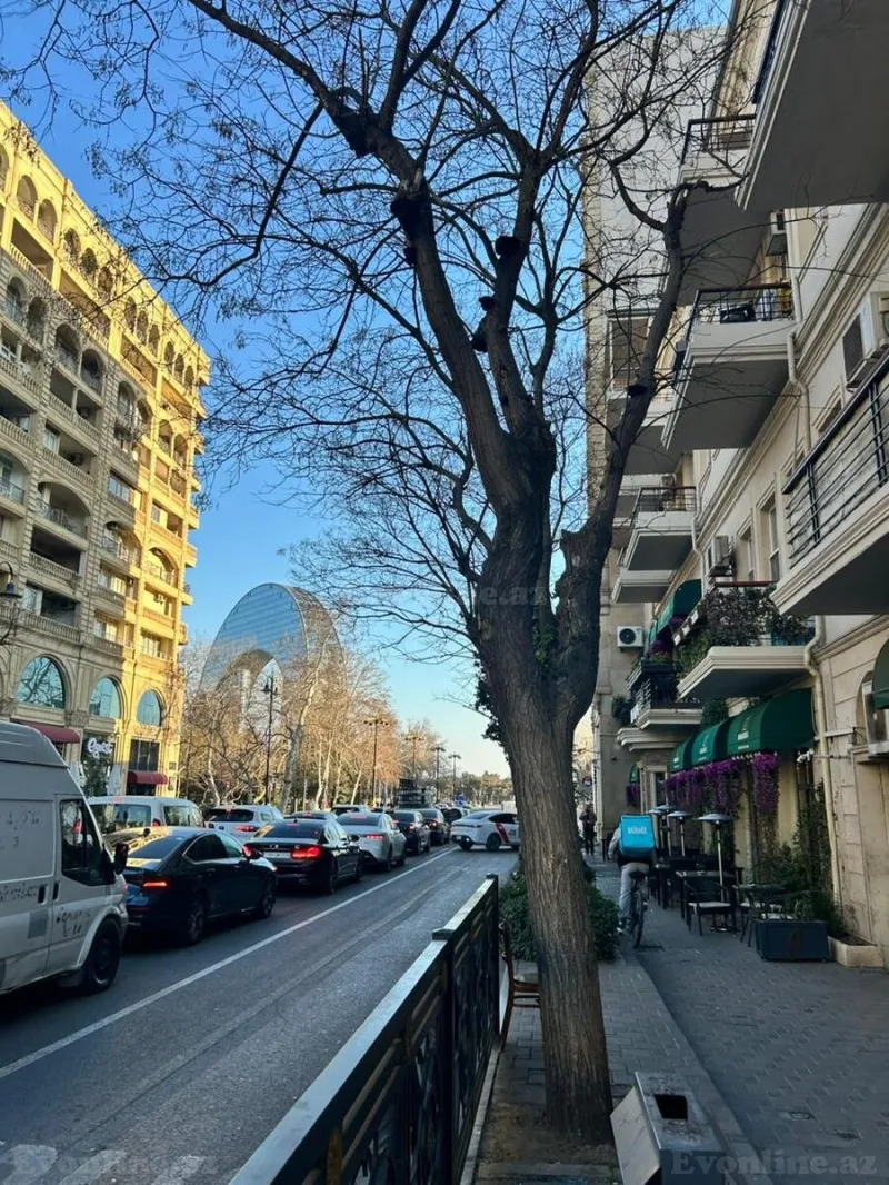 2 otaqlı Mənzil 55 m² 28 May m. Satılır