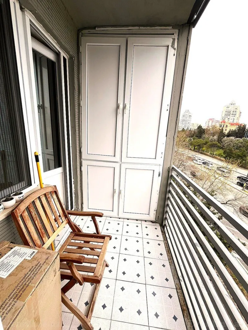 Satılır 3 otaqlı Mənzil Köhnə tikili 60 m² Yasamal r. - şəkil 13