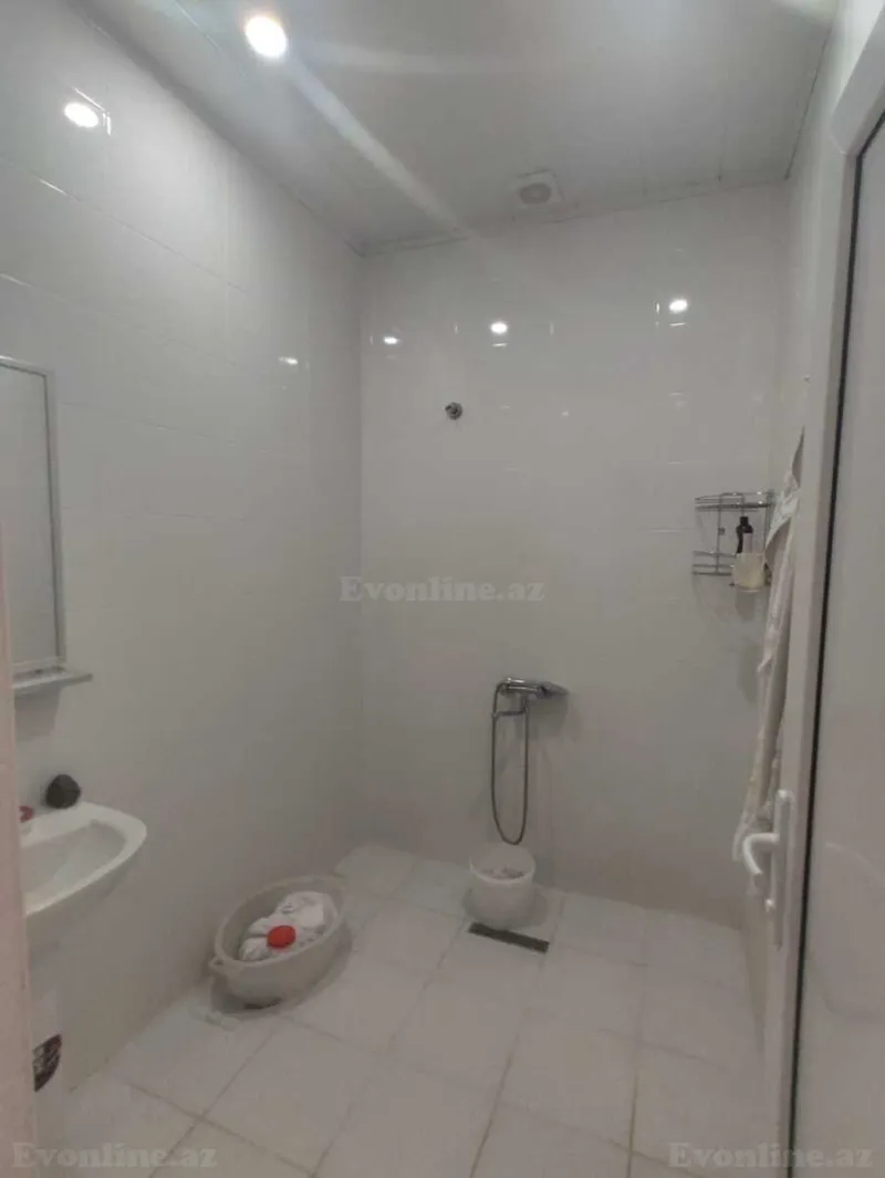 Kirayə verilir 2 otaqlı Mənzil Yeni tikili 70 m² Memar Əcəmi m. - şəkil 8