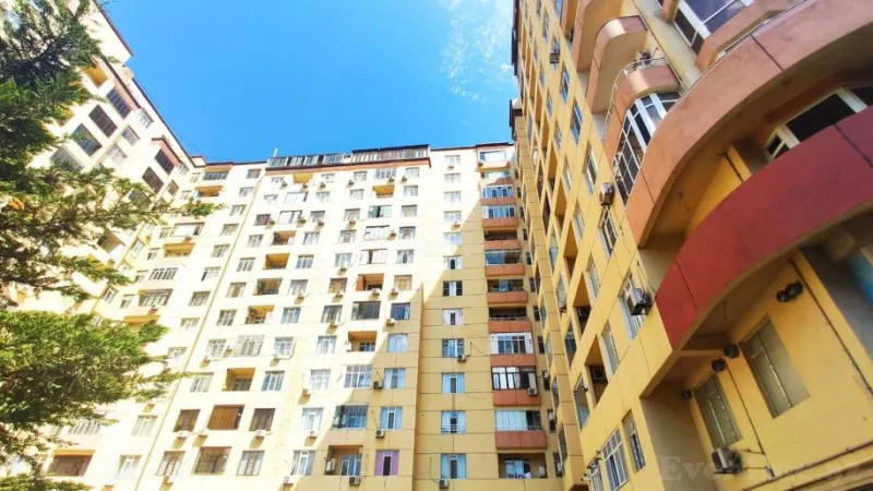 Kirayə verilir 2 otaqlı Mənzil Yeni tikili 70 m² Memar Əcəmi m. - şəkil 16