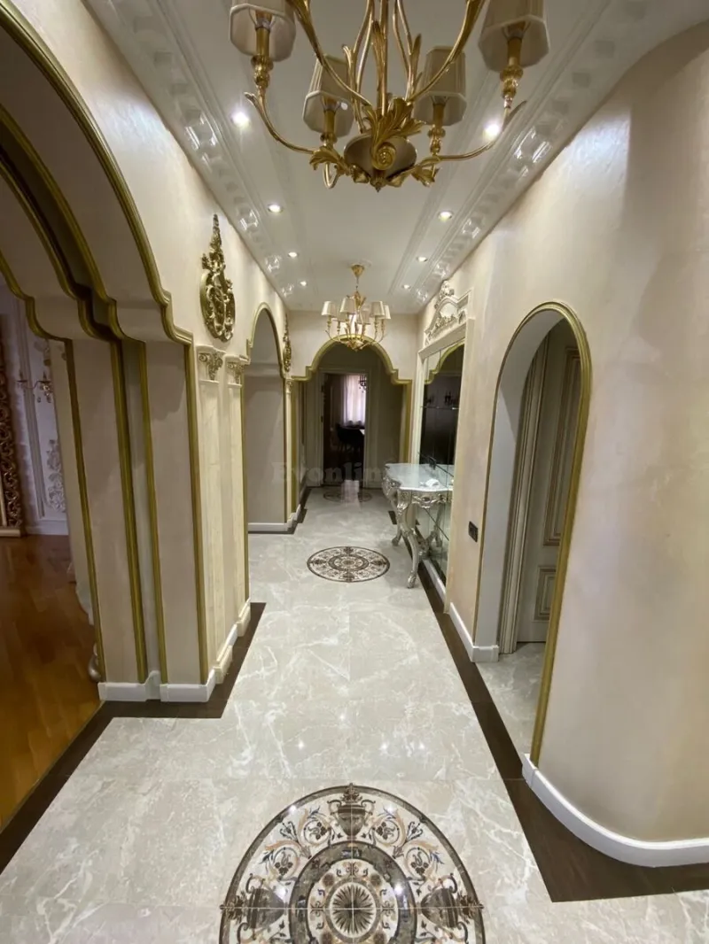 Satılır 6 otaqlı Mənzil Yeni tikili 235 m² 6-cı mikrorayon - şəkil 11