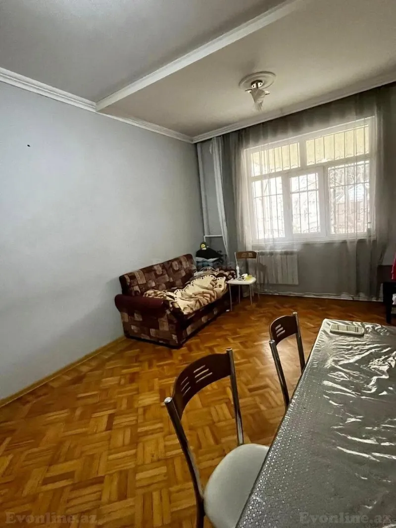 Satılır 2 otaqlı Mənzil Köhnə tikili 35 m² Gənclik m. - şəkil 4