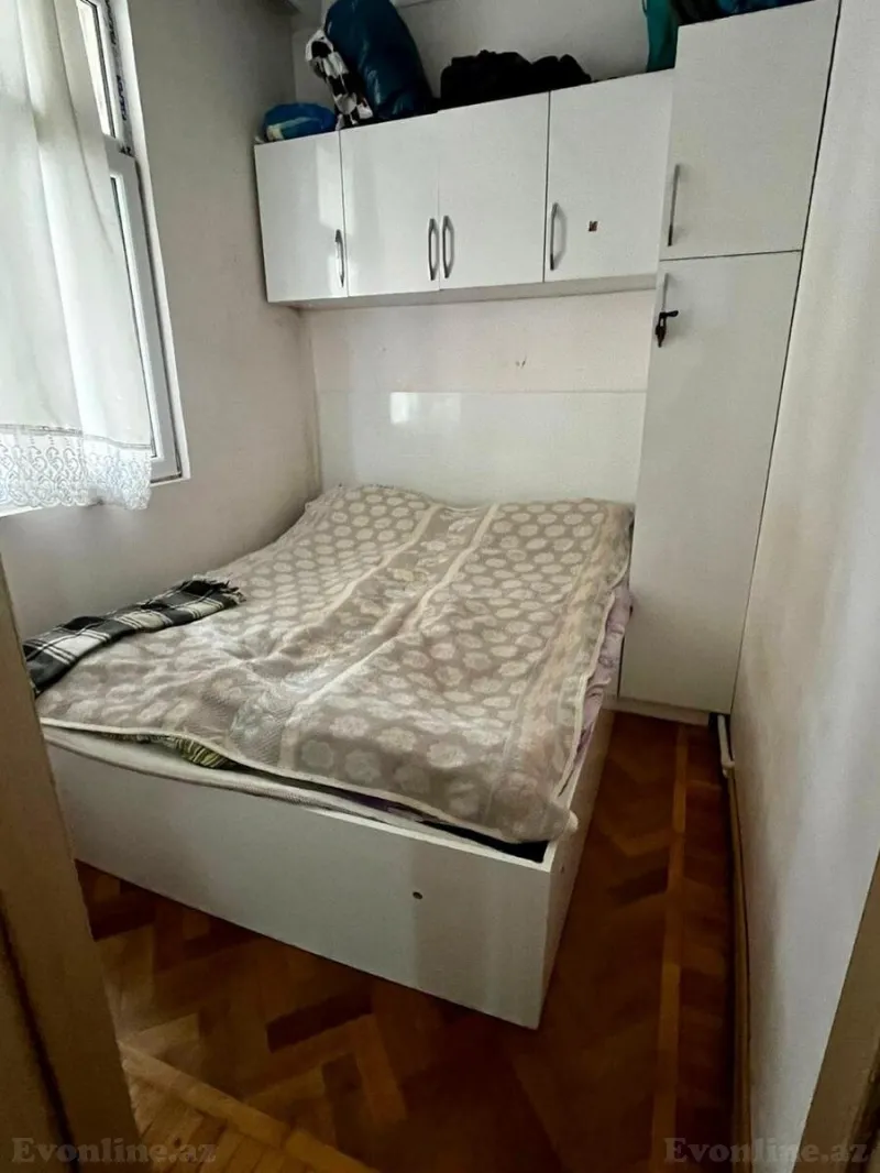 Satılır 2 otaqlı Mənzil Köhnə tikili 35 m² Gənclik m. - şəkil 5