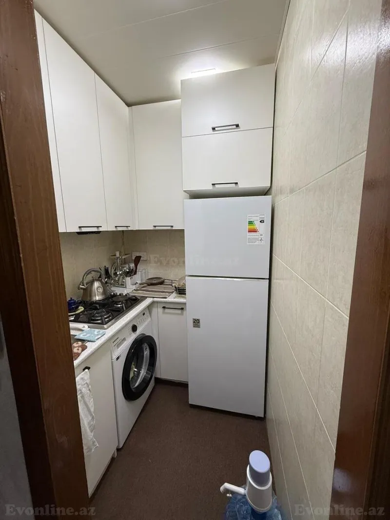 Satılır 2 otaqlı Mənzil Köhnə tikili 35 m² Gənclik m. - şəkil 6