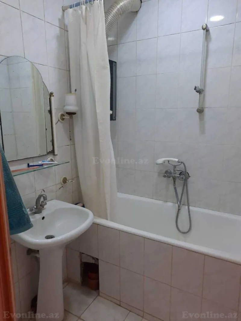 Kirayə verilir 2 otaqlı Mənzil Köhnə tikili 50 m² 2-ci mikrorayon - şəkil 6