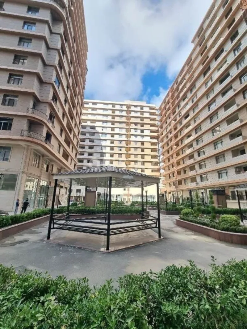 Satılır 3 otaqlı Mənzil Yeni tikili 148 m² 28 May m.