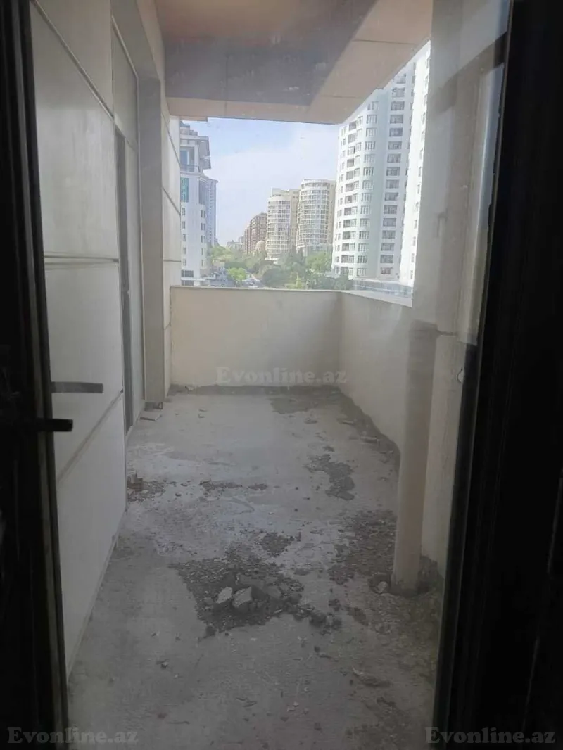 Satılır 3 otaqlı Mənzil Yeni tikili 148 m² 28 May m. - şəkil 9
