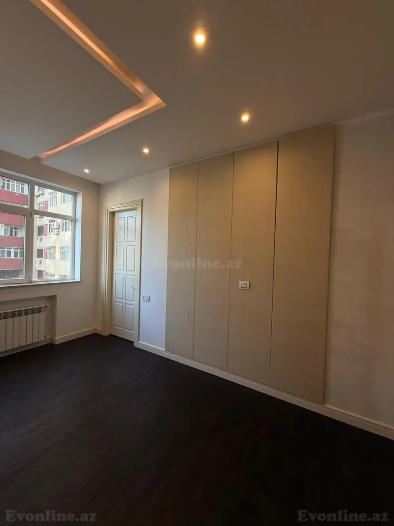 Satılır 3 otaqlı Mənzil Yeni tikili 127 m² Gənclik m. - şəkil 4