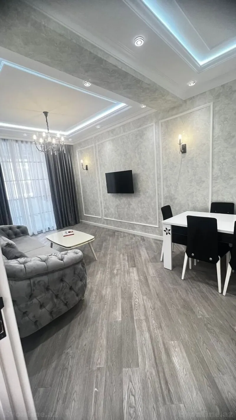 Kirayə verilir 2 otaqlı Mənzil Yeni tikili 70 m² Gənclik m.