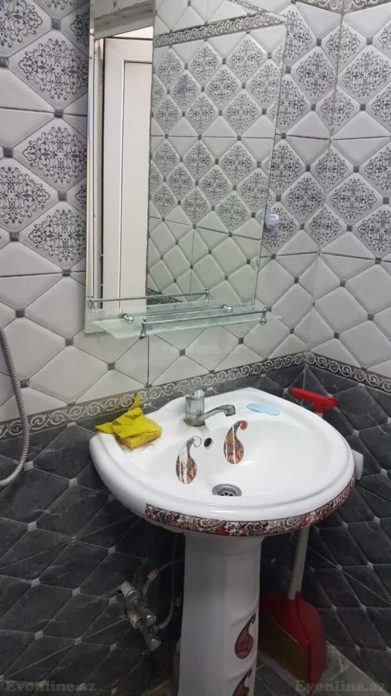 Kirayə verilir 2 otaqlı Mənzil Köhnə tikili 55 m² 3-cü mikrorayon - şəkil 2