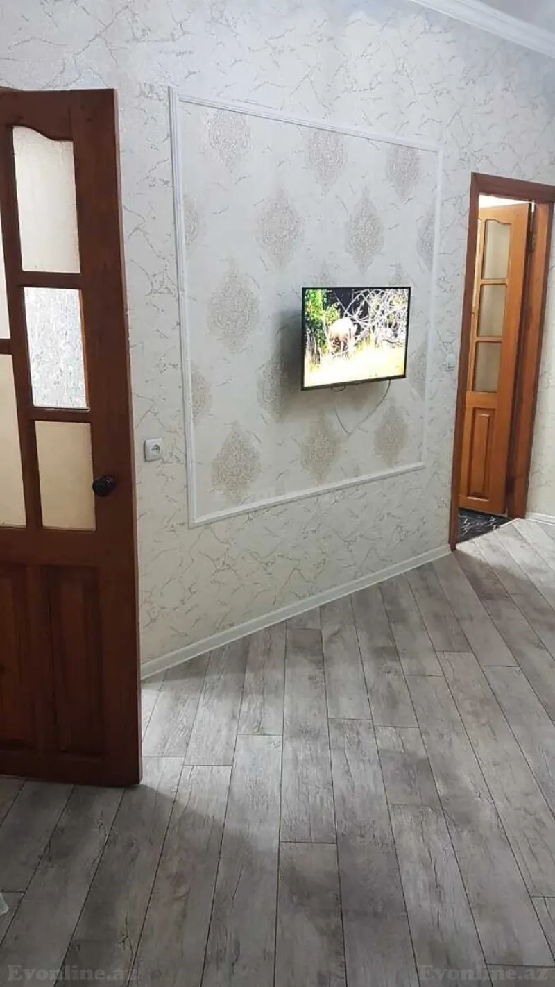 Kirayə verilir 2 otaqlı Mənzil Köhnə tikili 55 m² 3-cü mikrorayon - şəkil 4