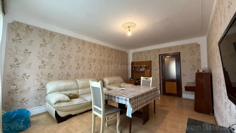 3 otaqlı Mənzil 90 m² 8-ci kilometr Satılır