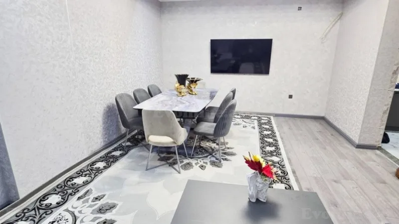 Satılır 3 otaqlı Mənzil Yeni tikili 136 m² Qara Qarayev m. - şəkil 2