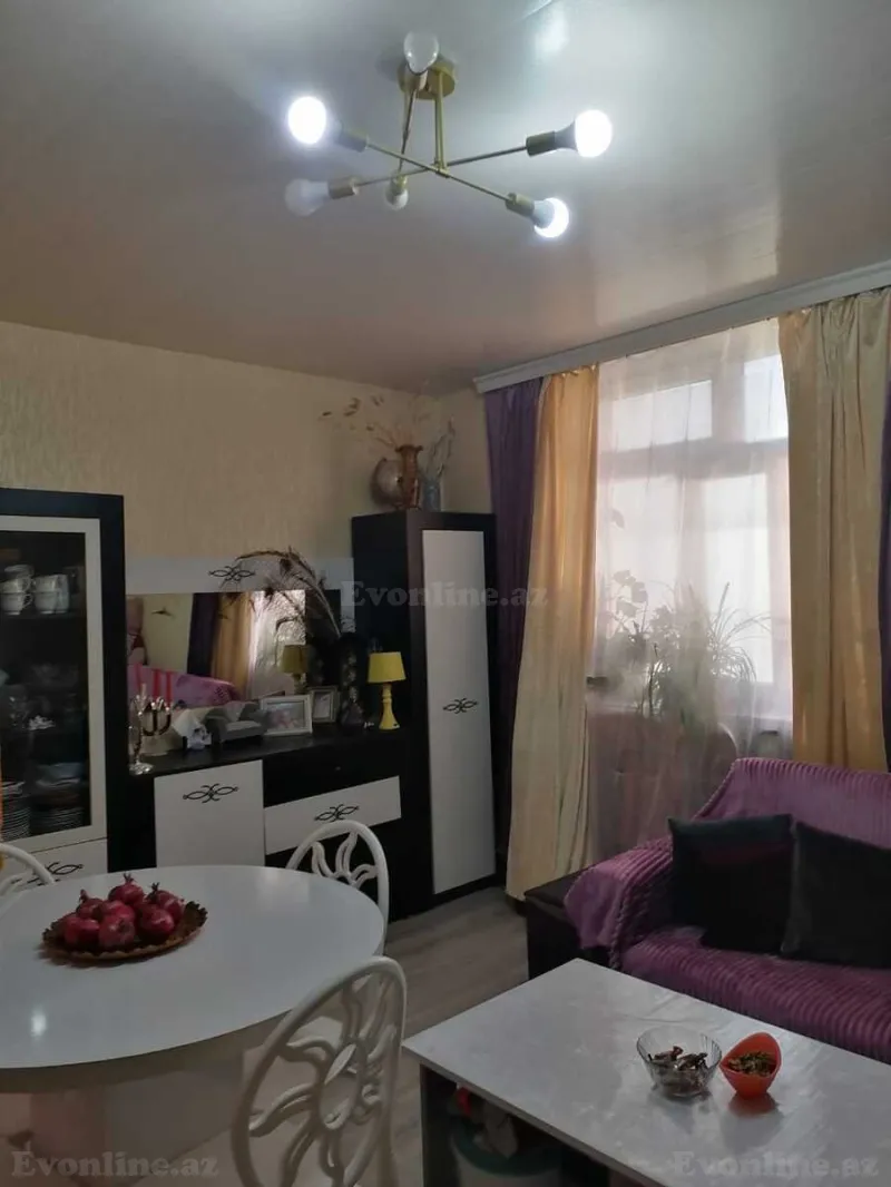 Satılır 3 otaqlı Mənzil Köhnə tikili 70 m² Nərimanov r. - şəkil 2