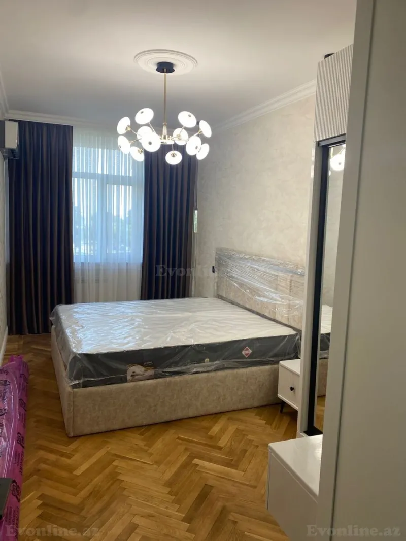 Kirayə verilir 3 otaqlı Mənzil Köhnə tikili 80 m² Sahil m. - şəkil 12