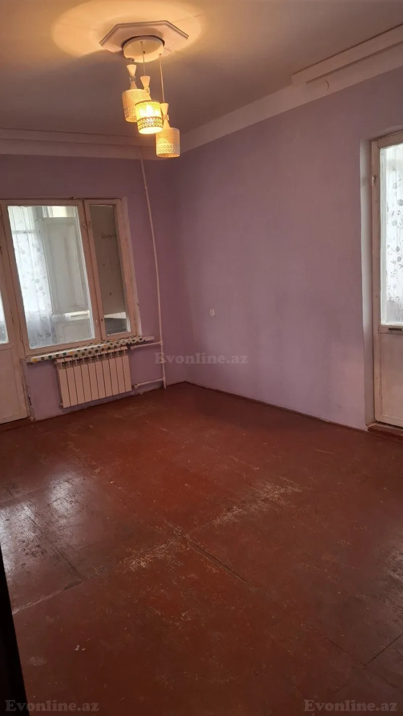 3 otaqlı Mənzil 80 m² Xətai r. Satılır