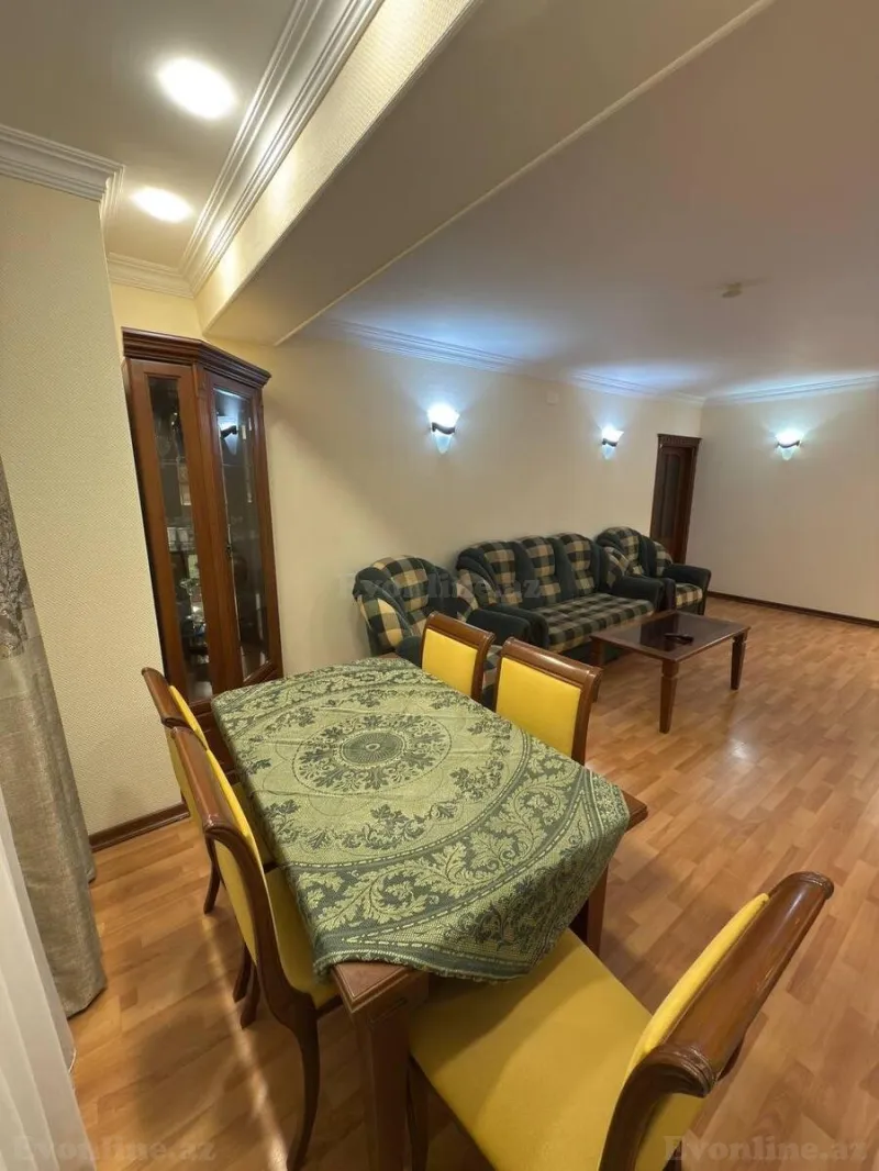 Kirayə verilir 3 otaqlı Mənzil Yeni tikili 110 m² İçərişəhər m. - şəkil 2