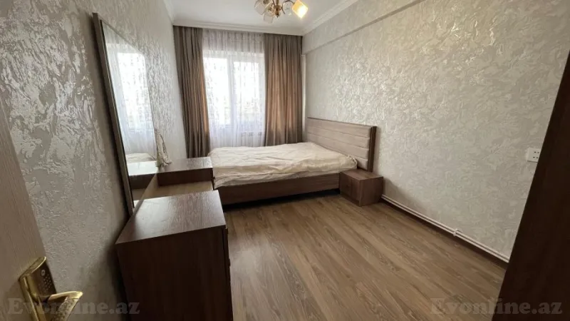 Satılır 2 otaqlı Mənzil Köhnə tikili 65 m² Gənclik m. - şəkil 5