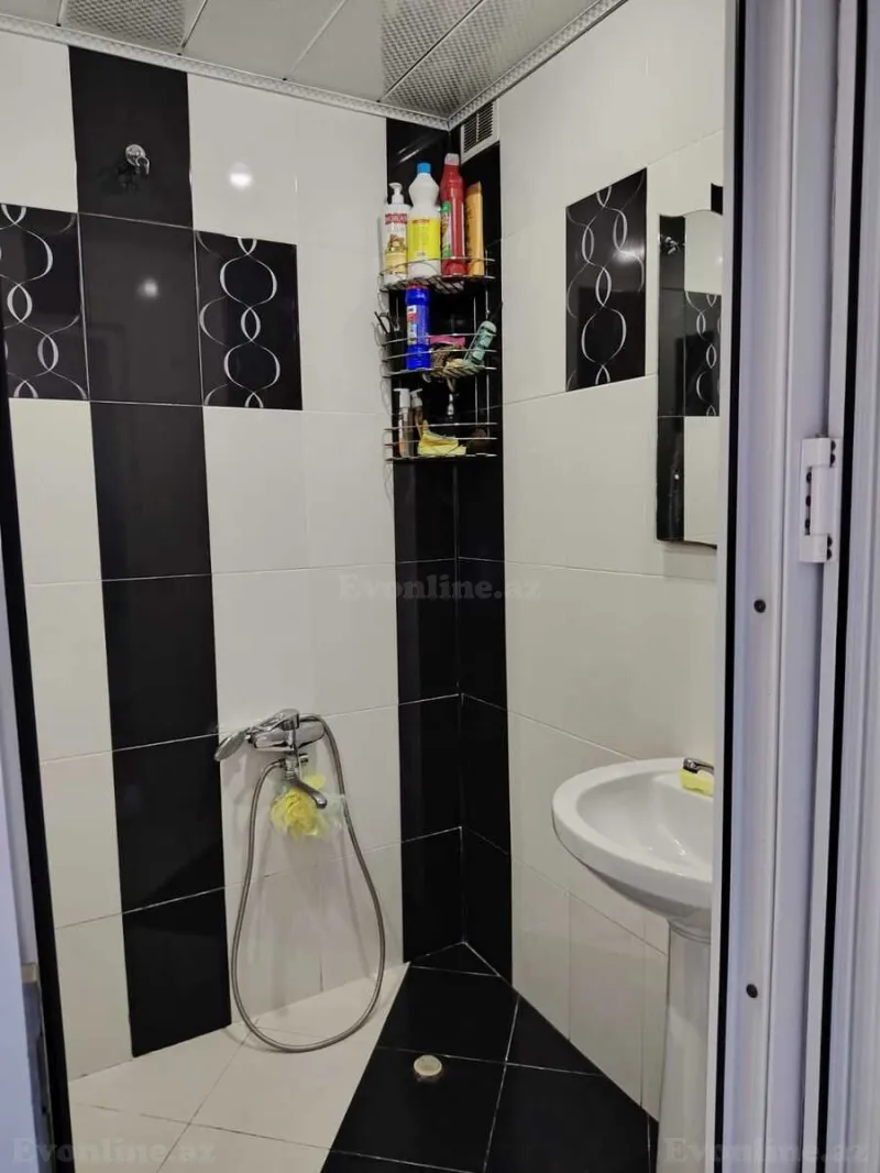 Satılır 3 otaqlı Mənzil Köhnə tikili 70 m² Sumqayıt - şəkil 12