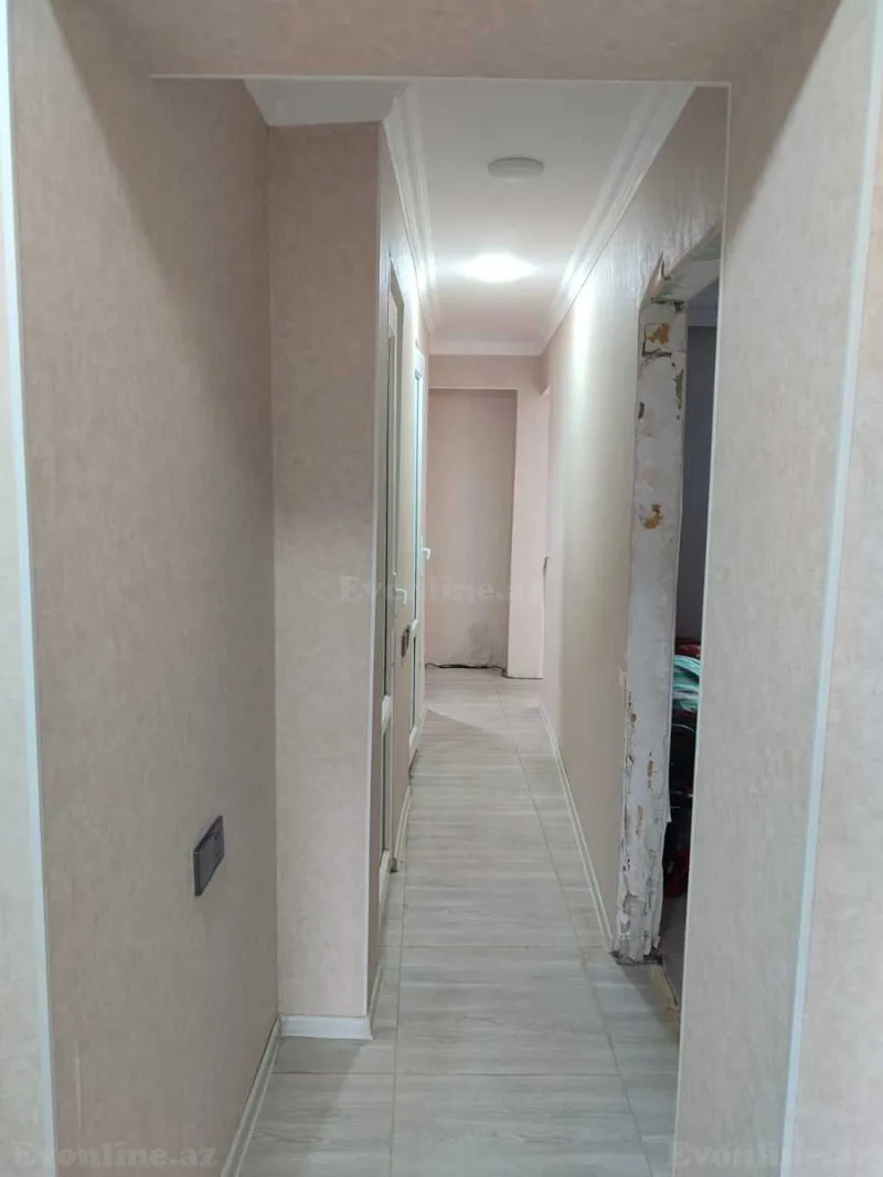 Satılır 4 otaqlı Mənzil Köhnə tikili 105 m² Neftçilər m. - şəkil 6