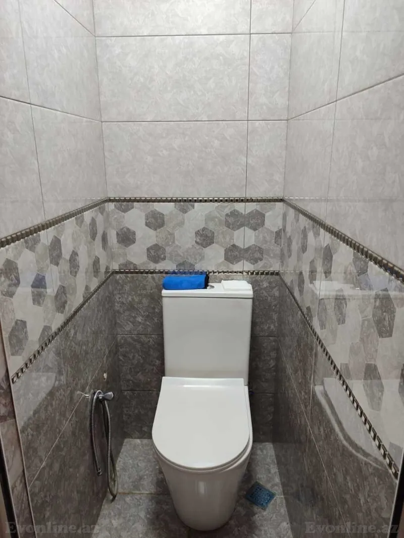 Satılır 4 otaqlı Mənzil Köhnə tikili 105 m² Neftçilər m. - şəkil 13