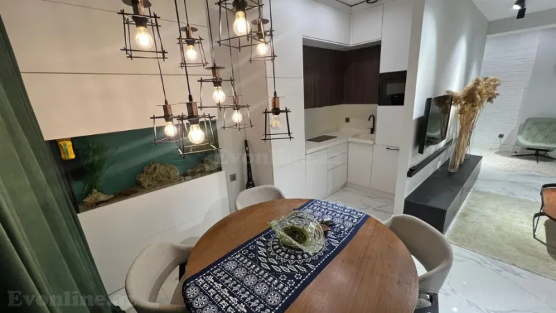 Satılır 2 otaqlı Mənzil Yeni tikili 73 m² 28 May m. - şəkil 6