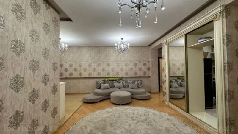 Satılır 4 otaqlı Mənzil Yeni tikili 200 m² Nəsimi r. - şəkil 3