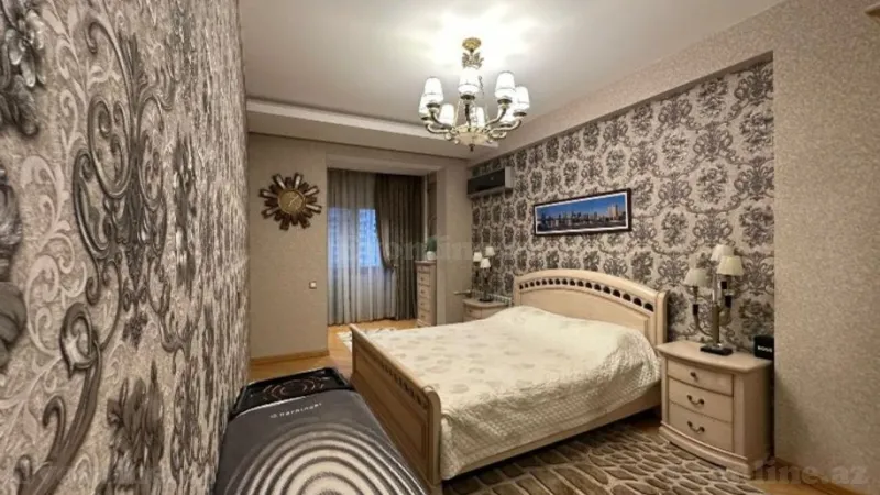 Satılır 4 otaqlı Mənzil Yeni tikili 200 m² Nəsimi r. - şəkil 8