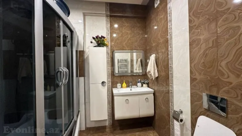 Satılır 4 otaqlı Mənzil Yeni tikili 200 m² Nəsimi r. - şəkil 13