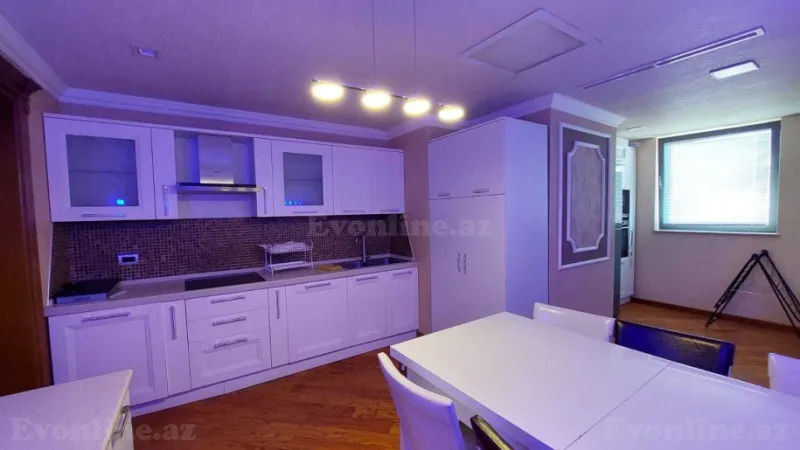 Kirayə verilir 5 otaqlı Mənzil Yeni tikili 320 m² Nəsimi r. - şəkil 10