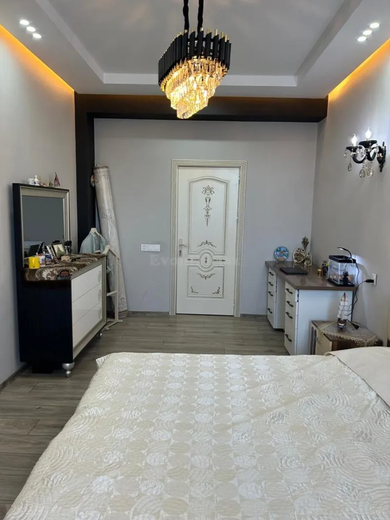 Satılır 5 otaqlı Mənzil Yeni tikili 226 m² Xətai m. - şəkil 12