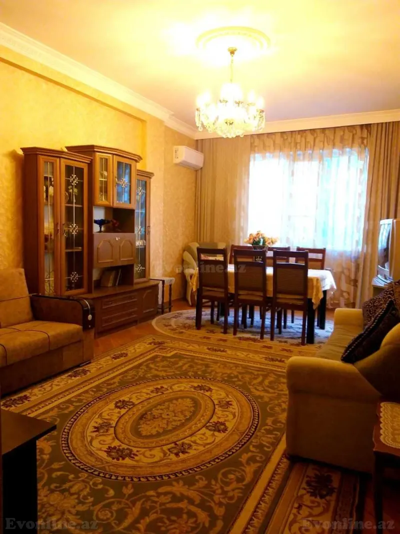 2 otaqlı Mənzil 87 m² 8 Noyabr m. Kirayə verilir