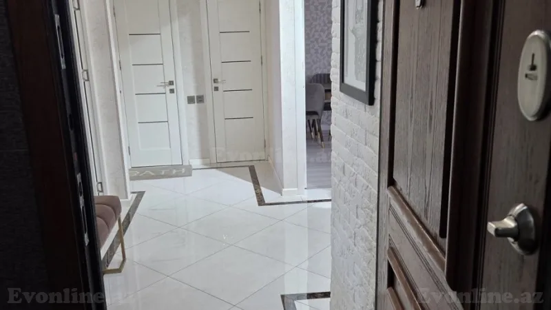 Satılır 3 otaqlı Mənzil Köhnə tikili 80 m² 8 Noyabr m. - şəkil 3