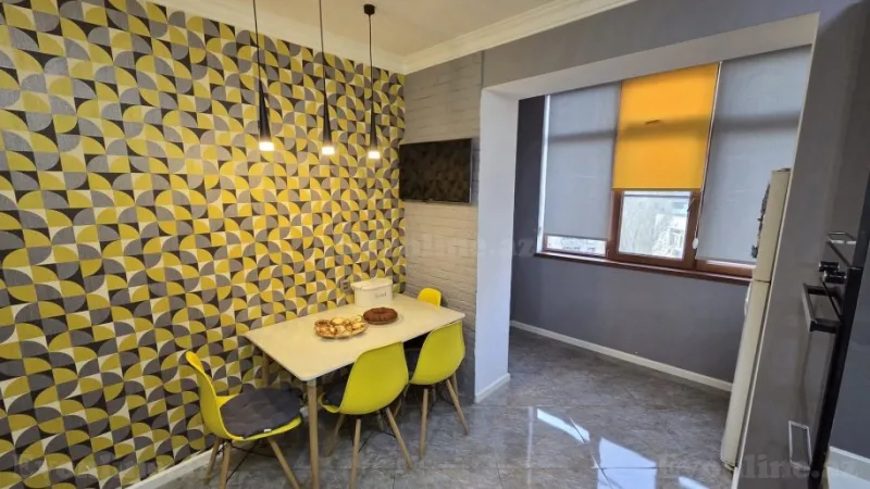 Satılır 3 otaqlı Mənzil Köhnə tikili 80 m² 8 Noyabr m. - şəkil 14