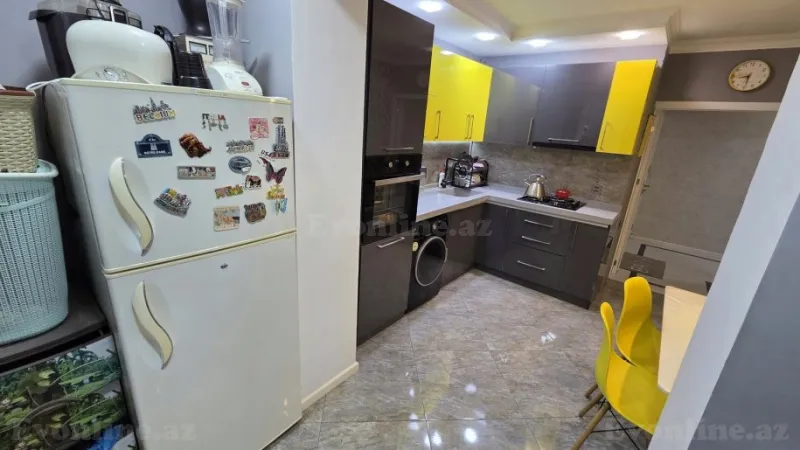 Satılır 3 otaqlı Mənzil Köhnə tikili 80 m² 8 Noyabr m. - şəkil 15