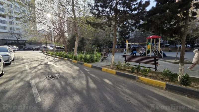 Satılır 3 otaqlı Mənzil Köhnə tikili 80 m² 8 Noyabr m. - şəkil 26