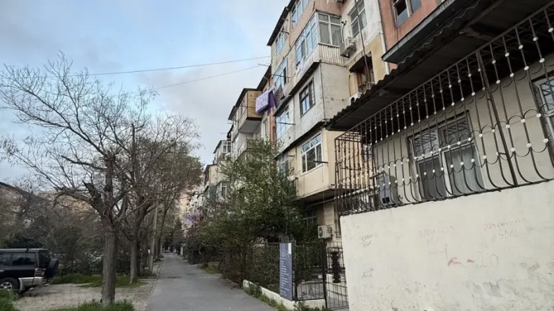 Satılır 2 otaqlı Mənzil Köhnə tikili 55 m² 4-cü mikrorayon