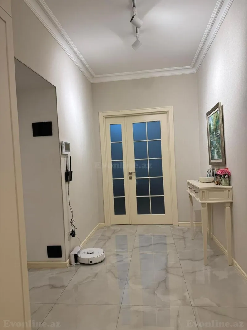 Satılır 2 otaqlı Mənzil Yeni tikili 100 m² 8 Noyabr m. - şəkil 6