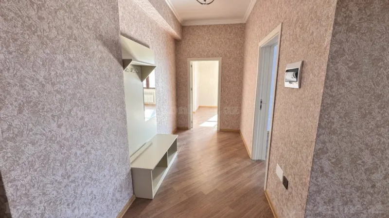 Satılır 2 otaqlı Mənzil Yeni tikili 85 m² Bayıl - şəkil 2