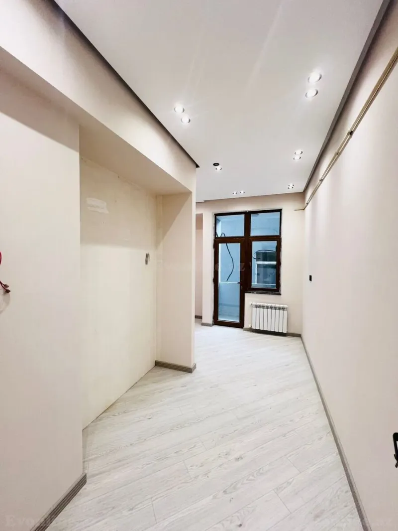 Satılır 2 otaqlı Mənzil Yeni tikili 72 m² Yasamal - şəkil 11