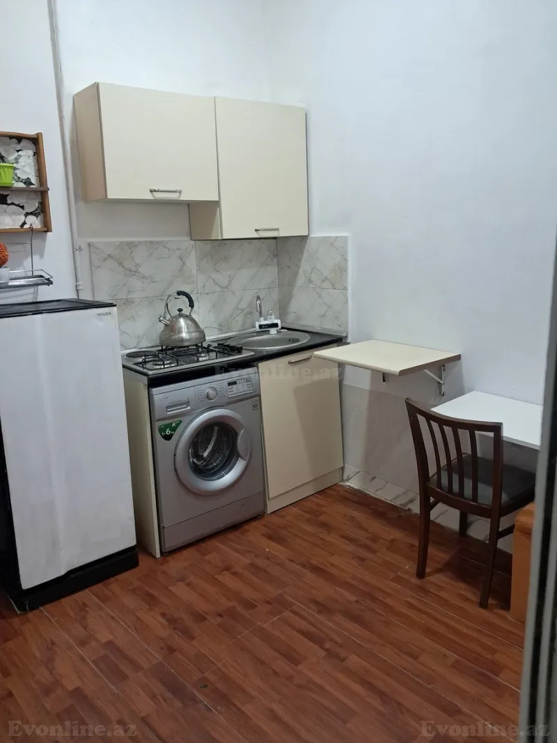 Kirayə verilir 1 otaqlı Mənzil Köhnə tikili 15 m² 28 May m. - şəkil 6