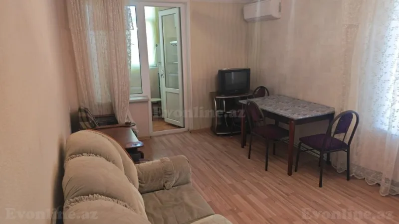 Satılır 2 otaqlı Mənzil Köhnə tikili 35 m² 8-ci kilometr - şəkil 2