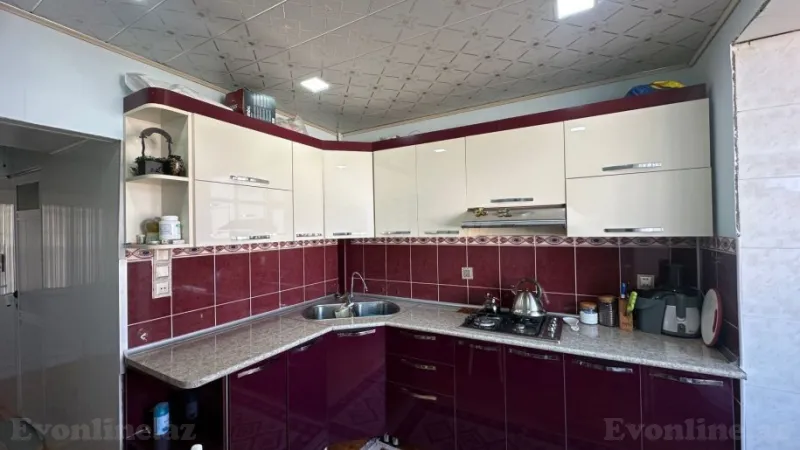 Satılır 3 otaqlı Mənzil Köhnə tikili 120 m² Əmircan - şəkil 2