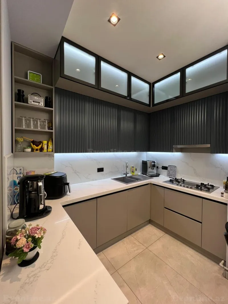 Satılır 4 otaqlı Mənzil Yeni tikili 133 m² Xətai r. - şəkil 5