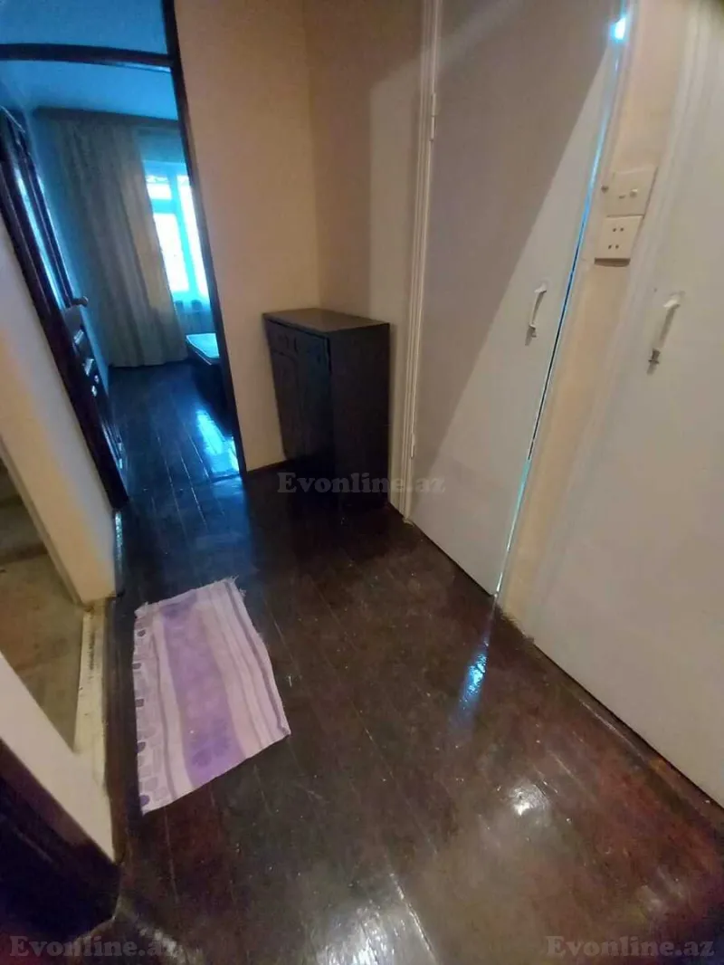 Satılır 2 otaqlı Mənzil Köhnə tikili 60 m² Suraxanı r. - şəkil 5