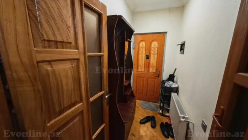 Satılır 3 otaqlı Mənzil Köhnə tikili 50 m² 20 Yanvar m.