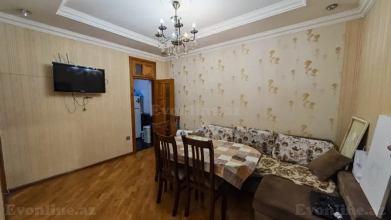 Satılır 3 otaqlı Mənzil Köhnə tikili 50 m² 20 Yanvar m. - şəkil 2