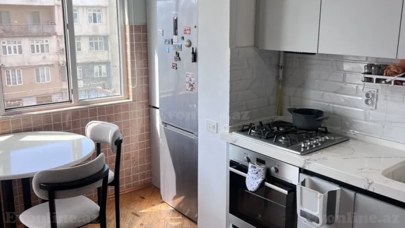 Satılır 2 otaqlı Mənzil Köhnə tikili 60 m² Xalqlar Dostluğu m. - şəkil 10